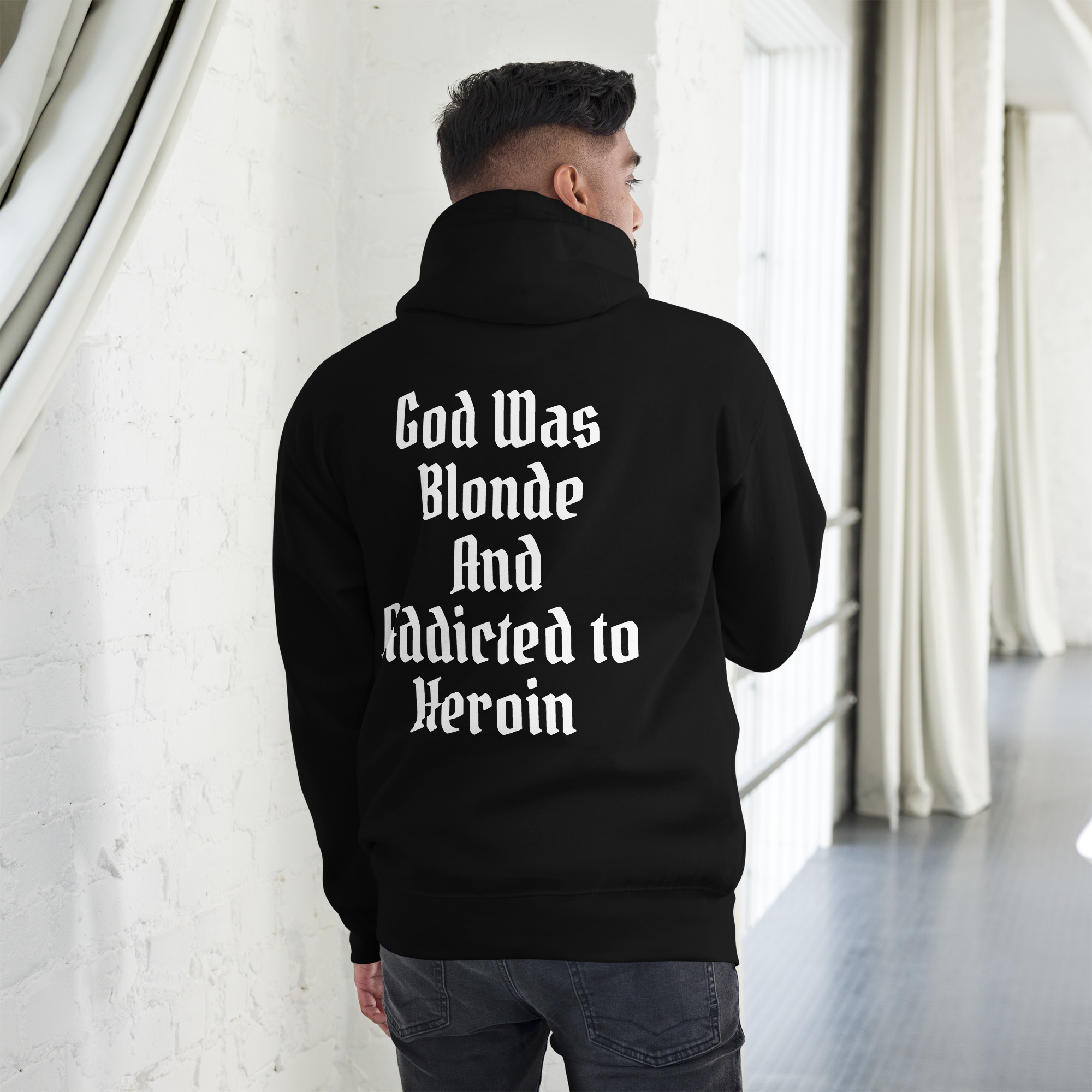 sudadera strange
